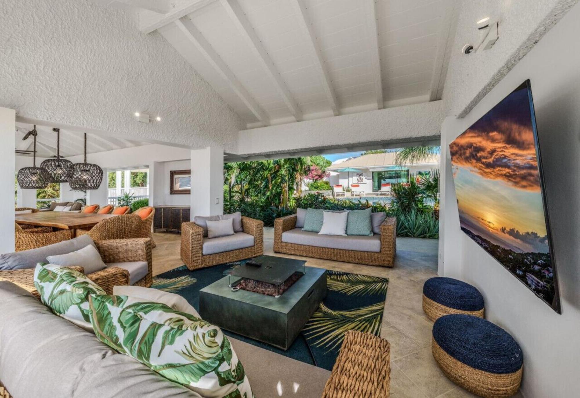 Royal Villa With A Huge Swimming Pool Cowell Battery Exterior foto