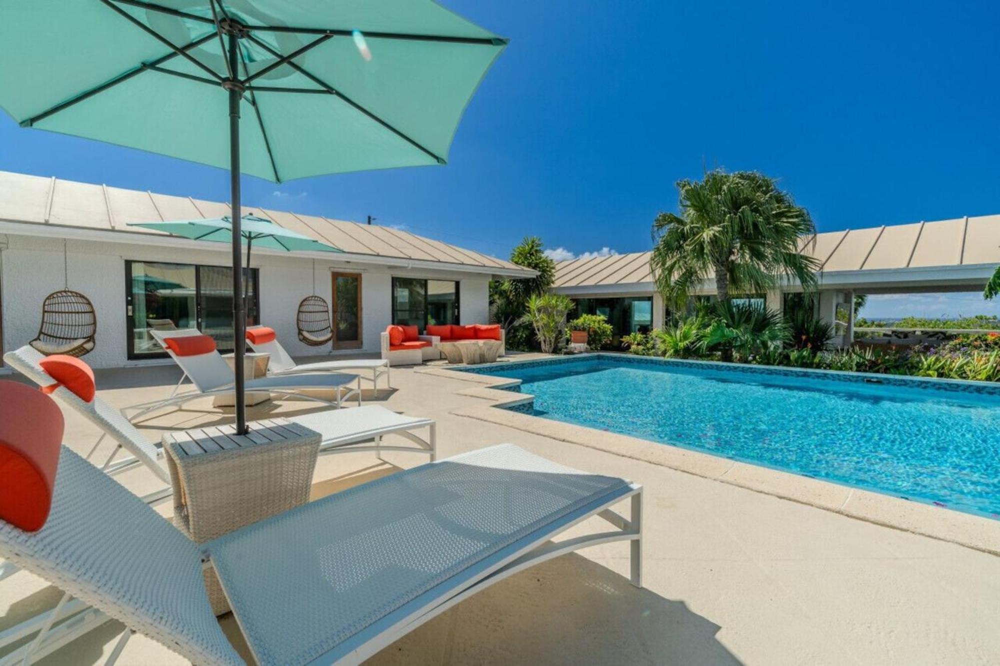 Royal Villa With A Huge Swimming Pool Cowell Battery Exterior foto